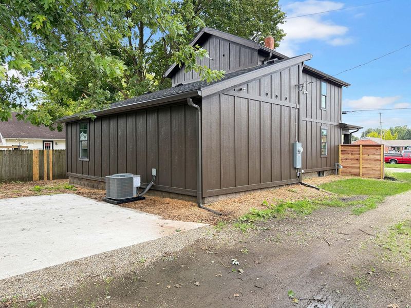 219 S Locust Street, Urbana, OH 43078 Photo 10