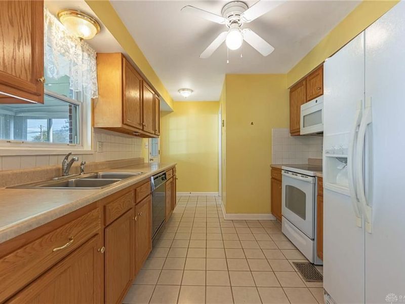 1233 Cloverfield Avenue, Kettering, OH 45429 Photo 11