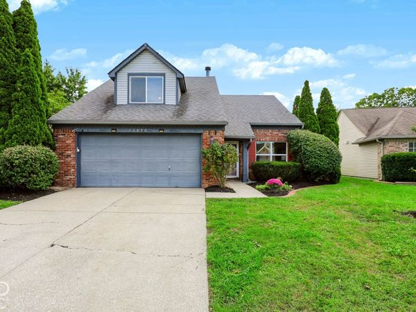 11090 Lake Run Drive , Fishers, IN 46038