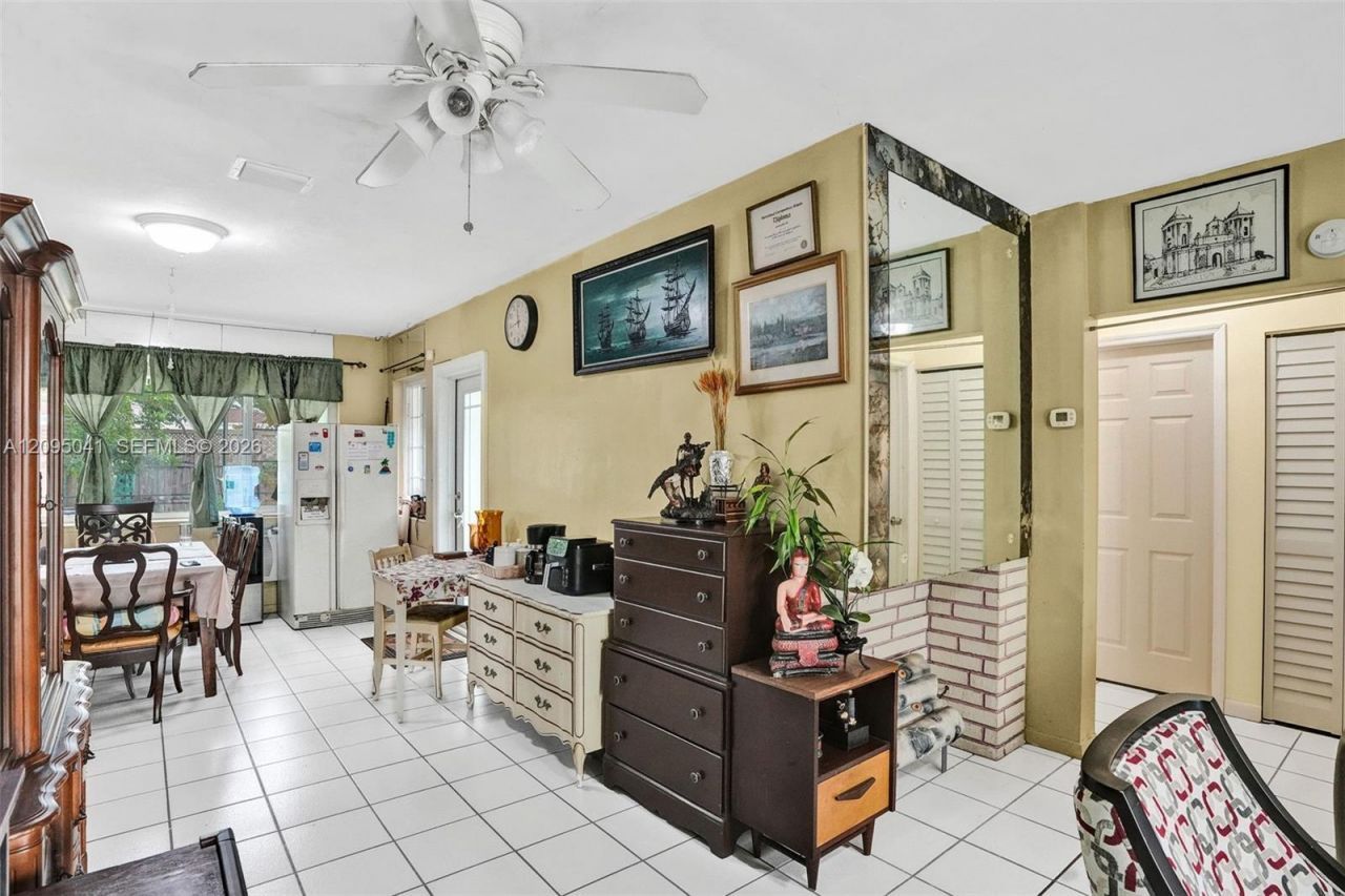 17401 NE 11th Ct, Miami, FL 33162 Photo