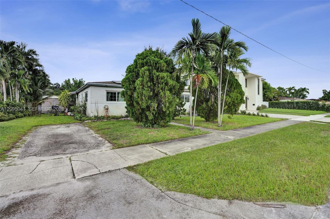 17401 NE 11th Ct, Miami, FL 33162 Photo