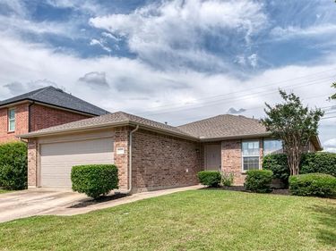 9020 Noontide Drive, Fort Worth, TX 76179
