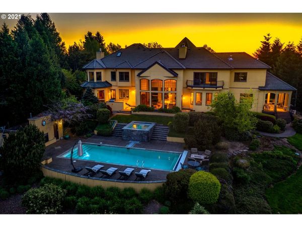 6220 NW SKYLINE BLVD, Portland, OR 97229