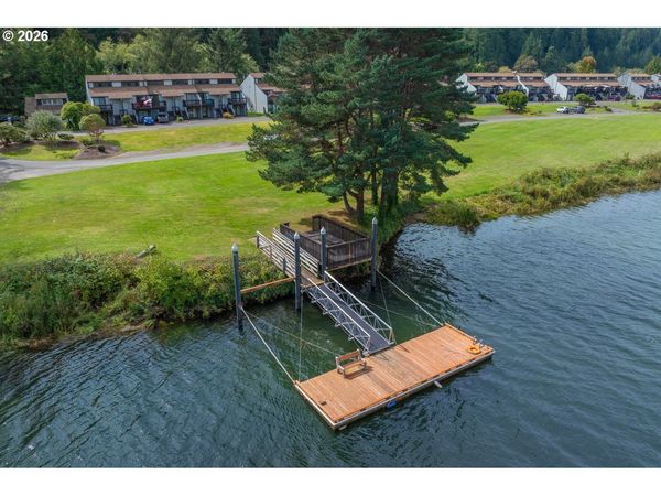 43605 STATE HIGHWAY 38, Unit 5, Reedsport, OR 97467