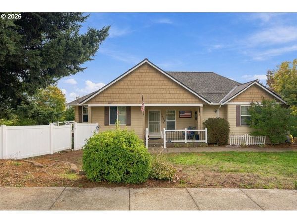 2408 SW OAKWOOD DR, Dallas, OR 97338
