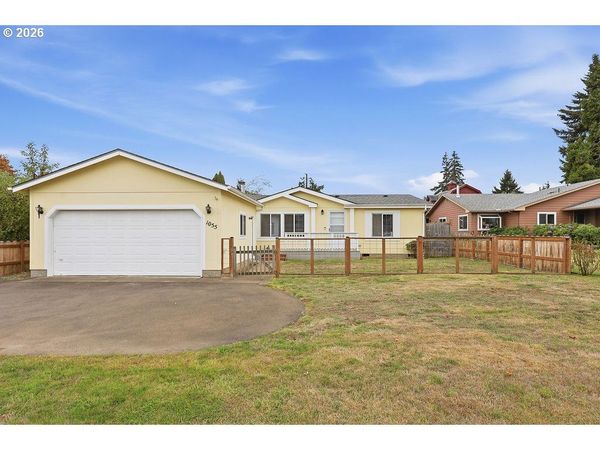 1055 W OREGON AVE, Creswell, OR 97426
