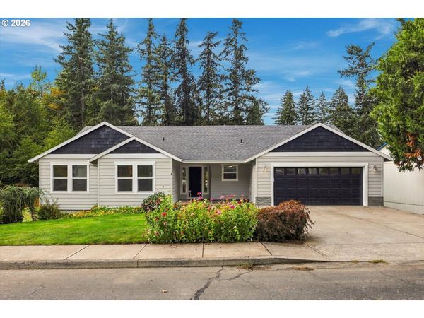 1120 NE HILL WAY, Estacada, OR 97023