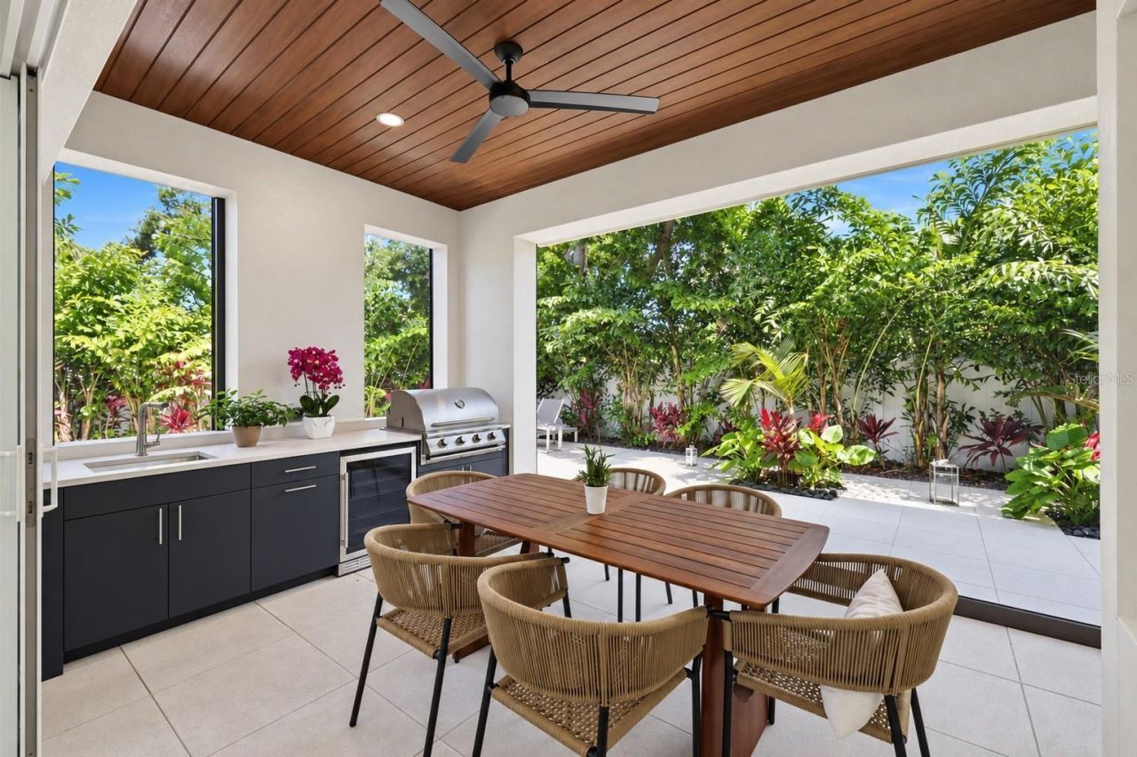 1805 Goldenrod Street, Sarasota, FL 34239 Photo