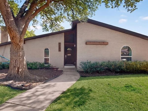 10854 Villa Haven Drive , Dallas, TX 75238