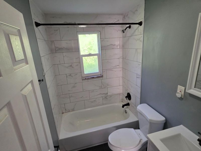 8253 Royal Heights Drive, Colerain Township, OH 45239 Photo 6