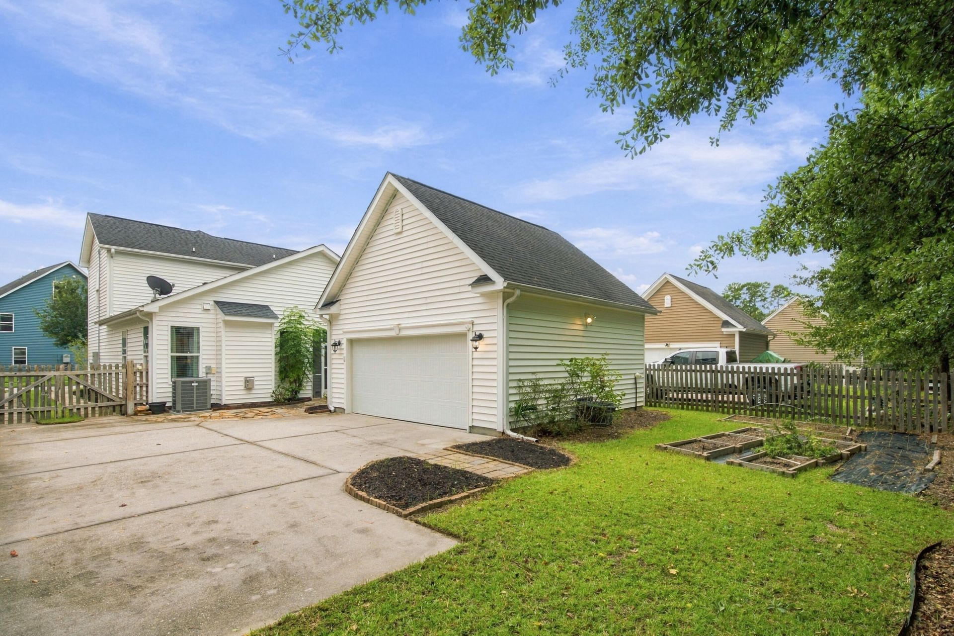 1647 Seabago Drive Photo 40