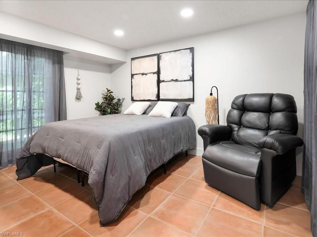 1046 Sperling Ave, Naples, FL 34103 Photo