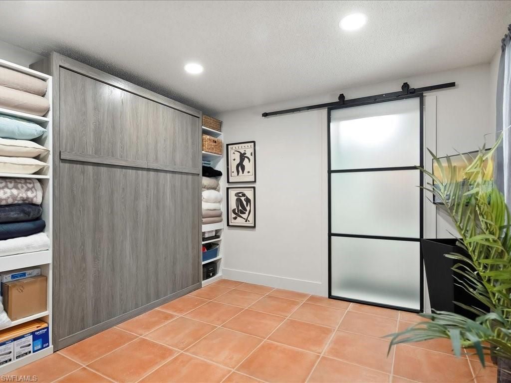 1046 Sperling Ave, Naples, FL 34103 Photo