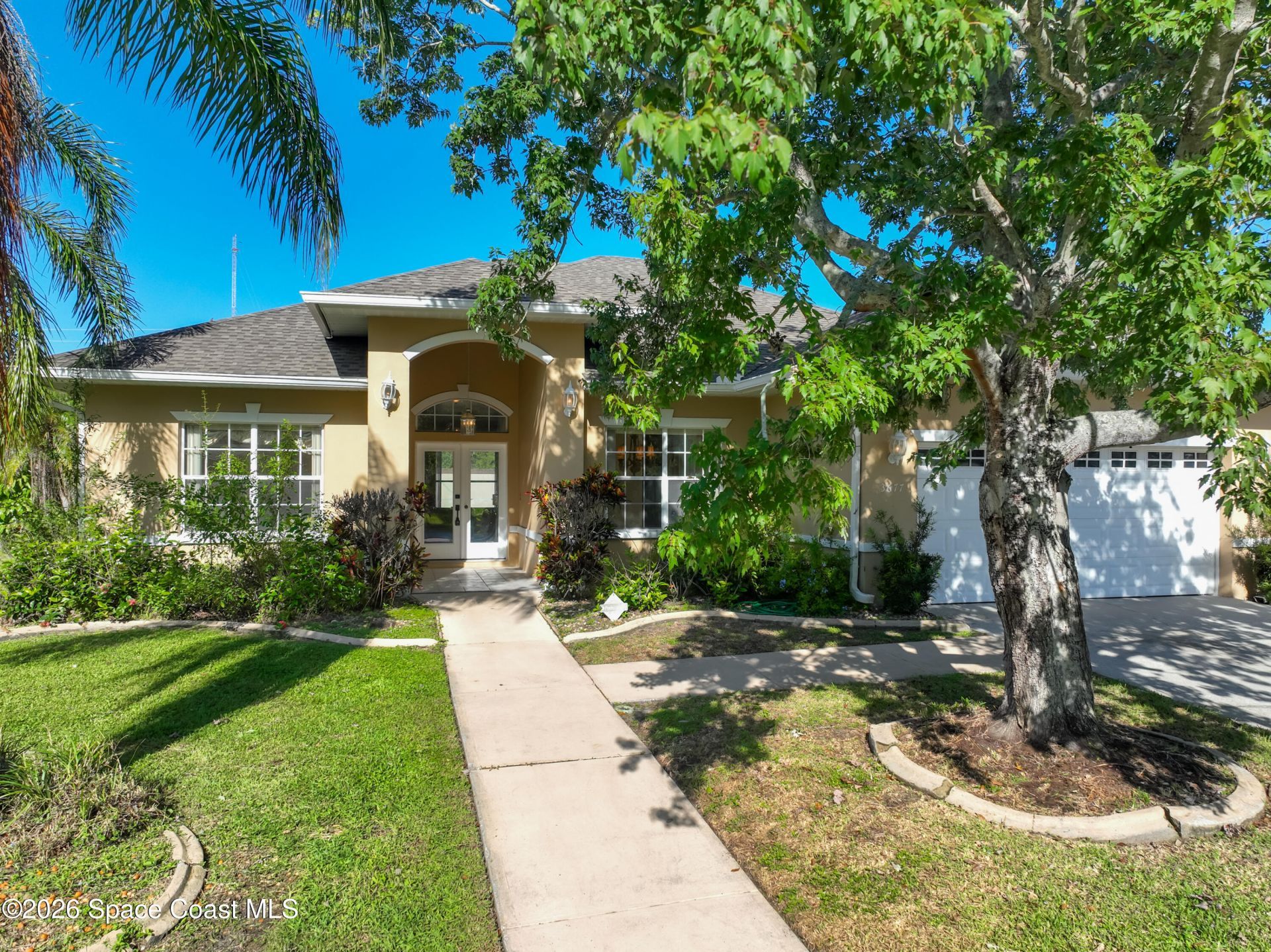 3677 Whisperwood Circle , Melbourne, FL 32901 Photo