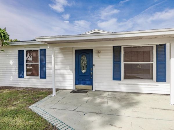 1810 SW GEMINI Lane, Port St. Lucie, FL 34984