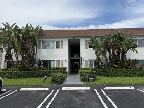 201 SE 6TH Avenue, Unit 16, Pompano Beach, FL 33060