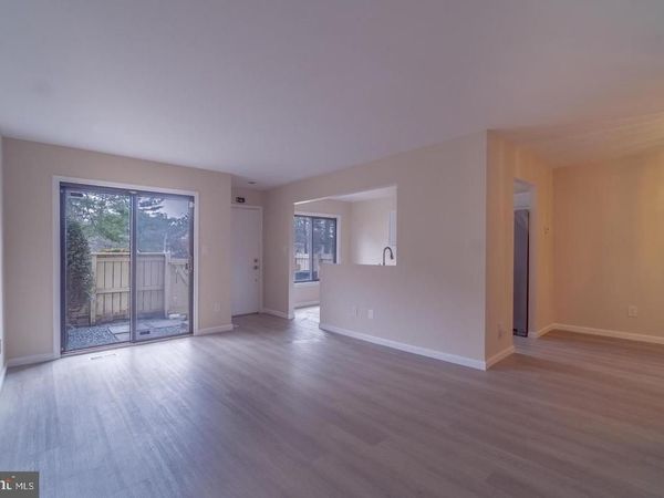 9416 PENSHURST COURT , GAITHERSBURG, MD 20886