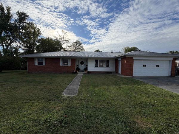 740 S 2nd Street, Dugger, IN 47848