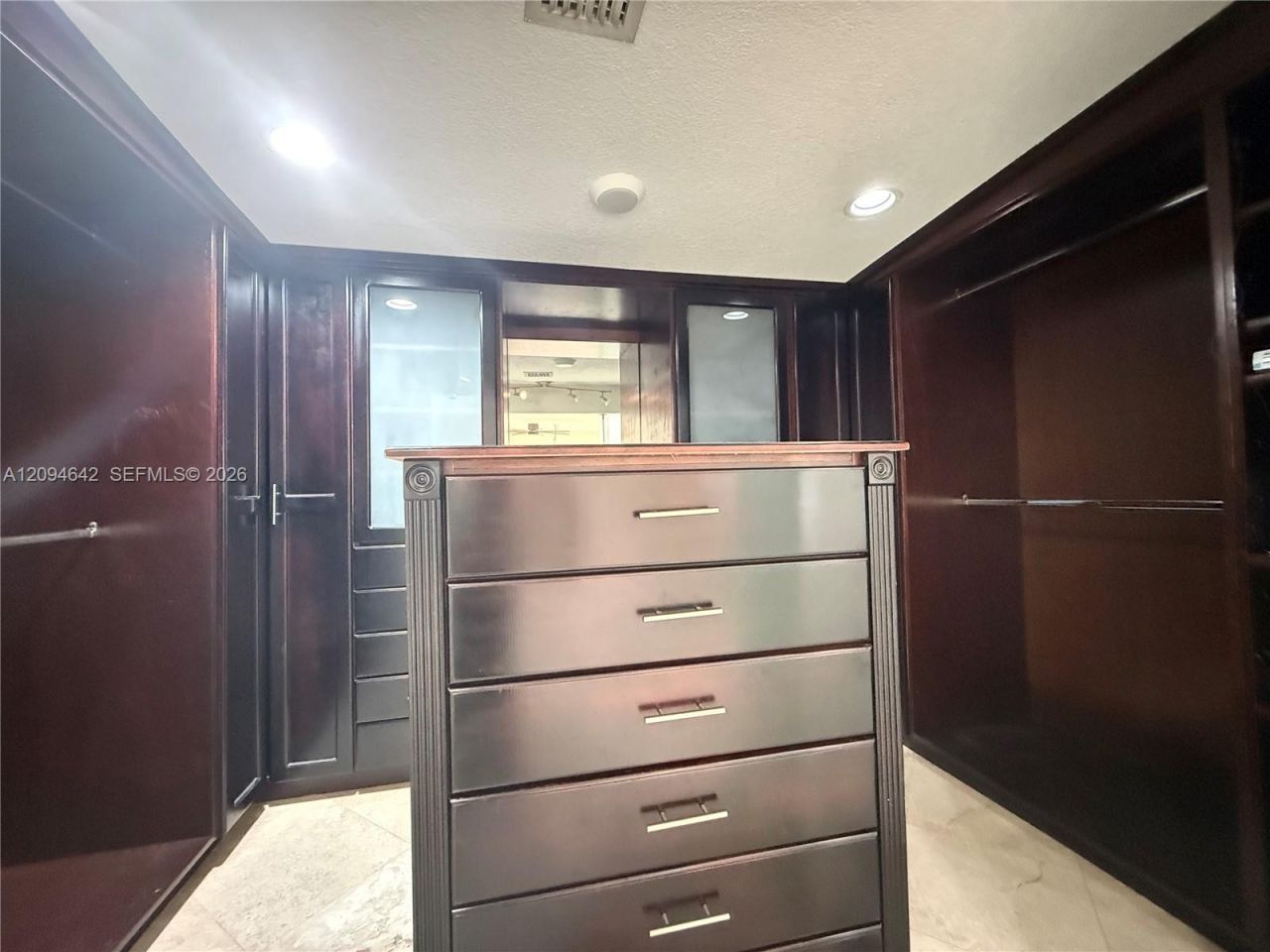 3889 NW 5th St, Miami, FL 33126 Photo