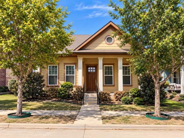 1005 Moonstone Street, Carrollton, TX 75007