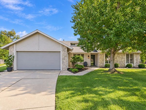 8415 Creekside Place, Fort Wayne, IN 46804