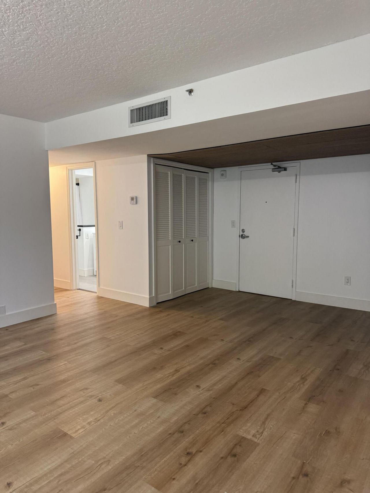 859 Jeffery Street, Unit 1030, Boca Raton, FL 33487 Photo