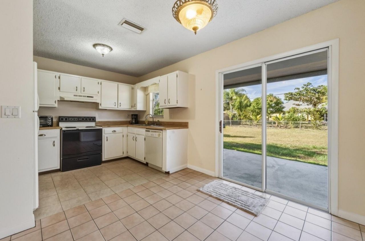 307 SE Husted Terrace, Port Saint Lucie, FL 34983 Photo