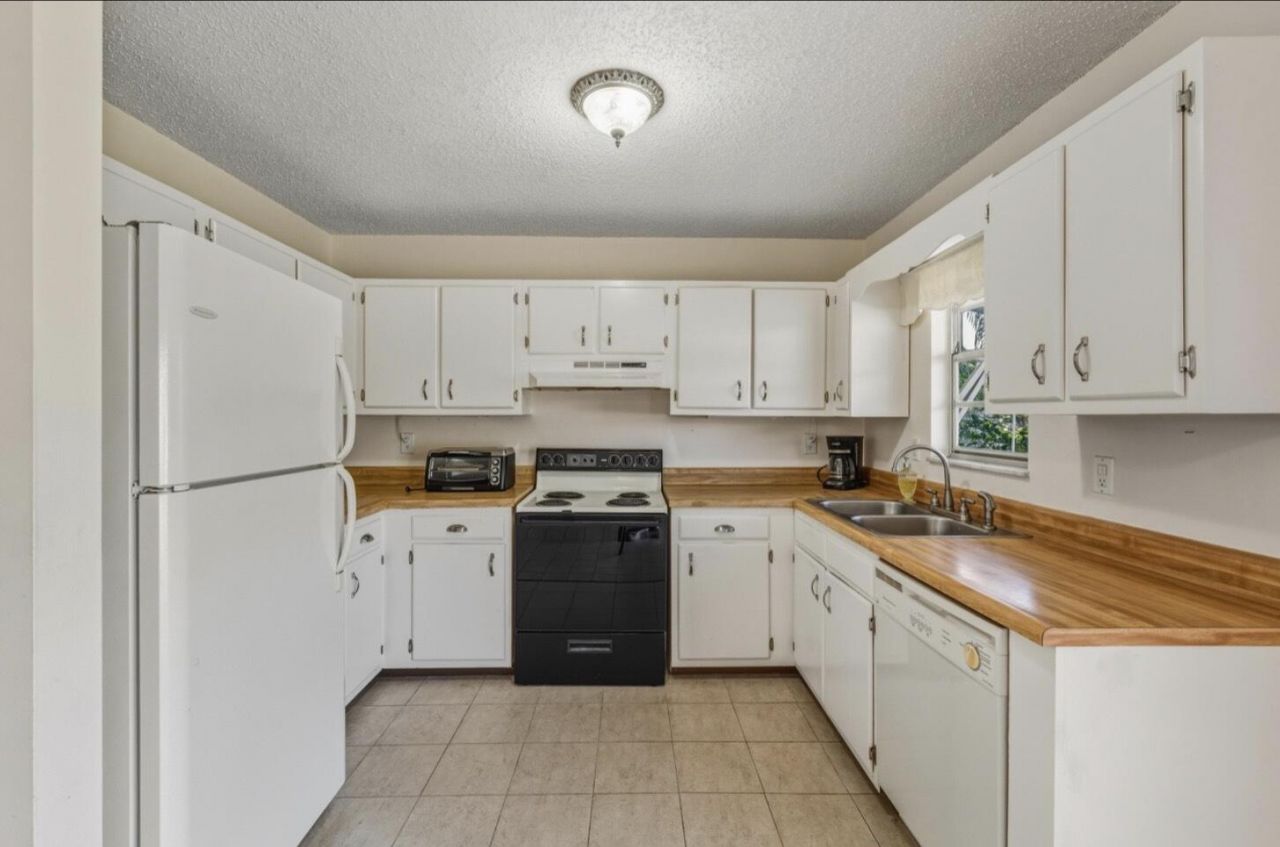 307 SE Husted Terrace, Port Saint Lucie, FL 34983 Photo