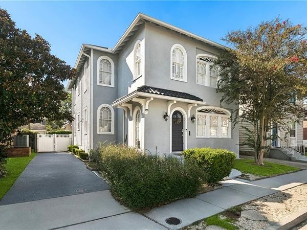 4210 VINCENNES Place, New Orleans, LA 70125