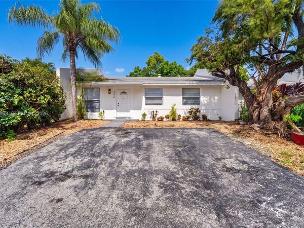20816 SW 103rd Pl , Cutler Bay, FL 33189