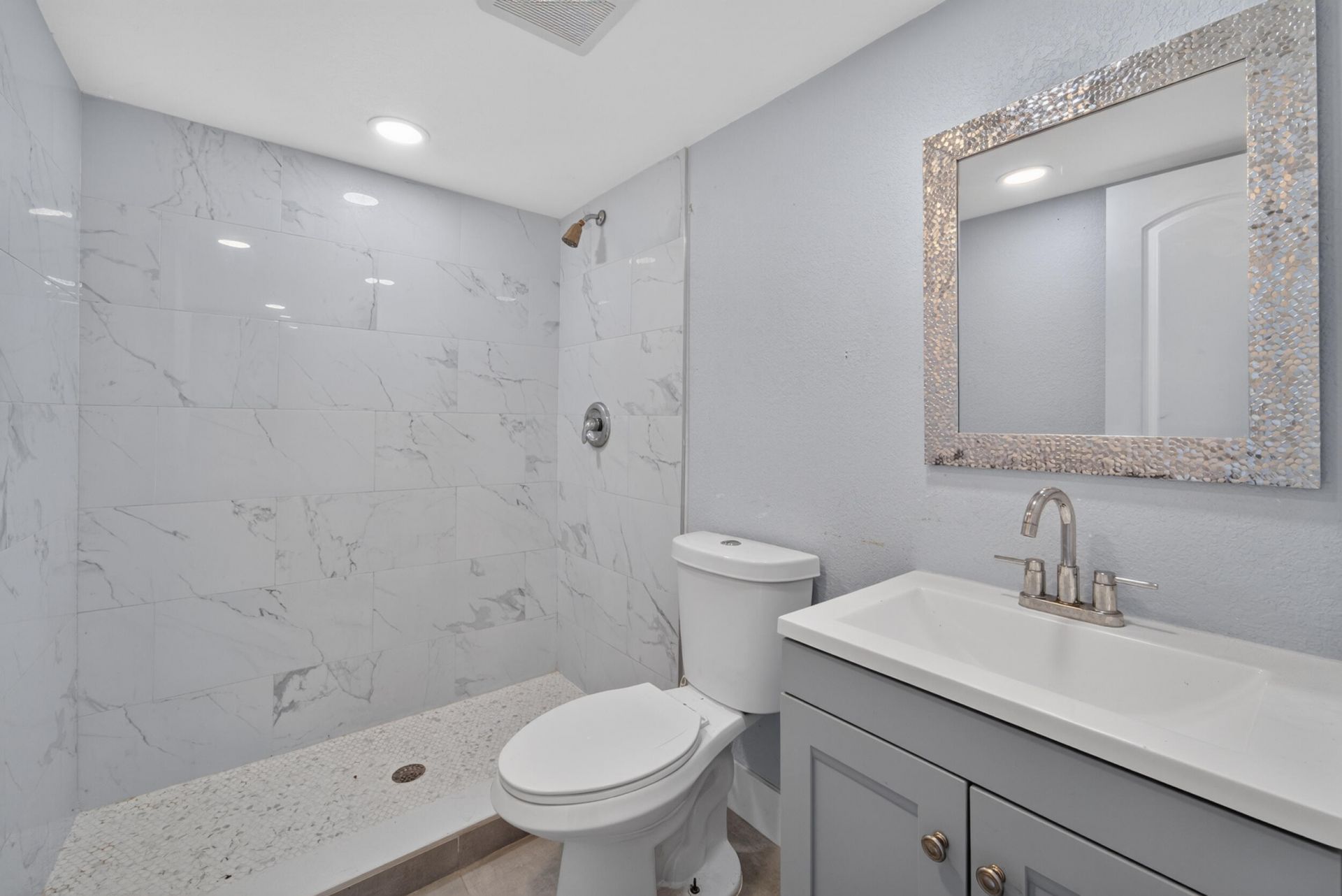 946 Mcintosh Street, West Palm Beach, FL 33405 Photo