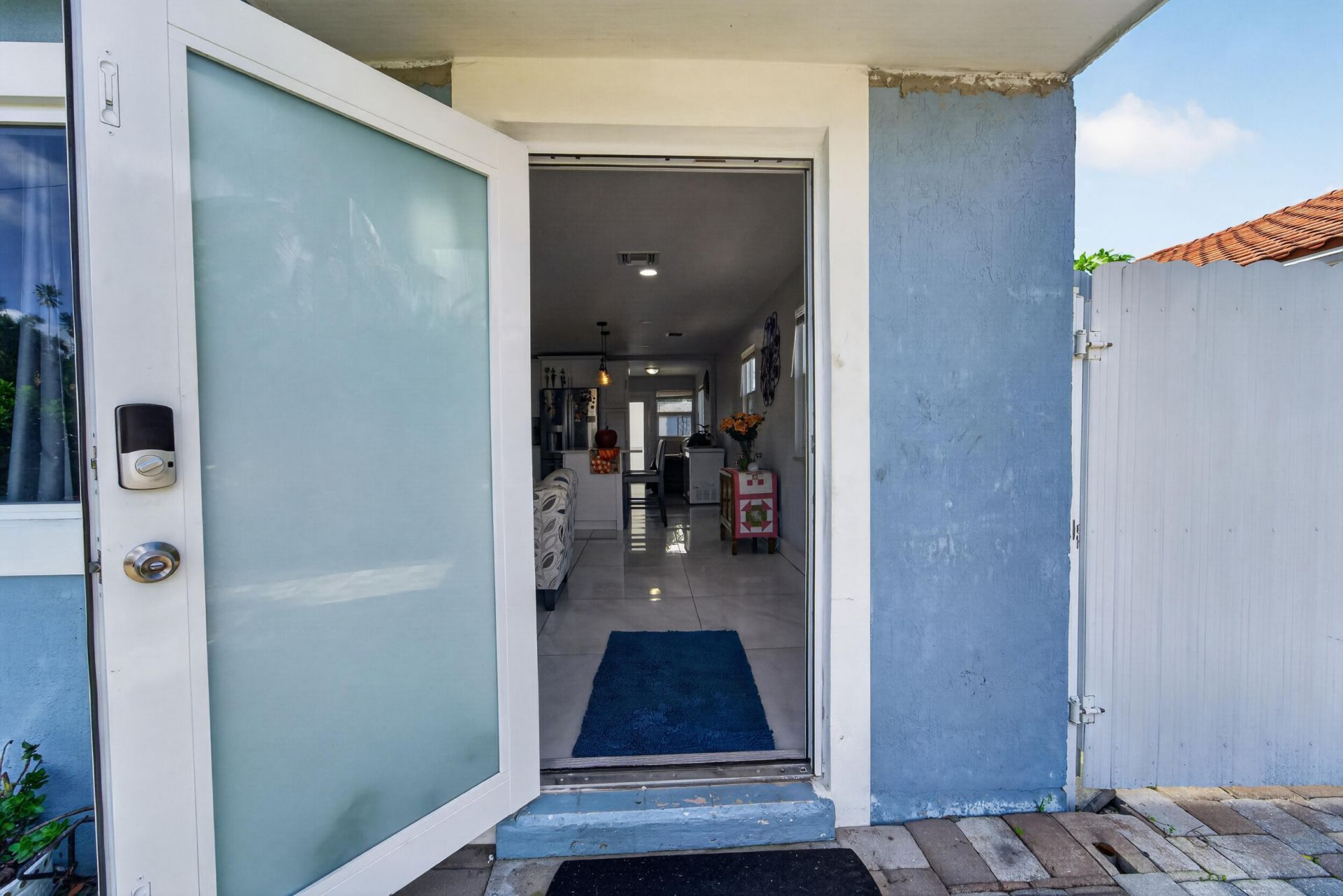 946 Mcintosh Street, West Palm Beach, FL 33405 Photo