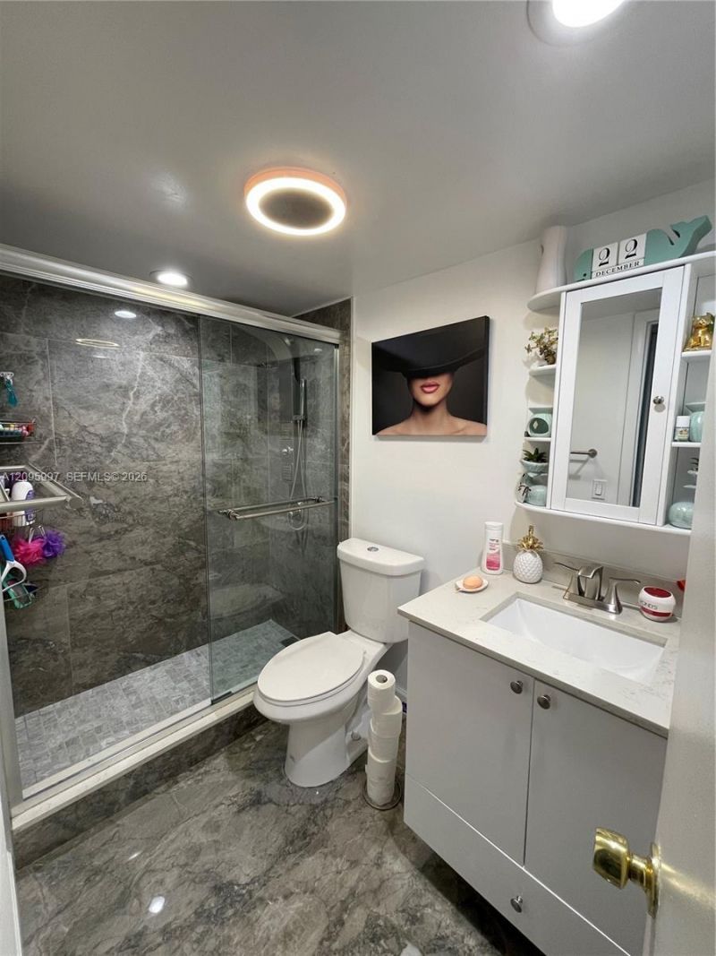 1055 W 77th St , Unit 311, Hialeah, FL 33014 Photo