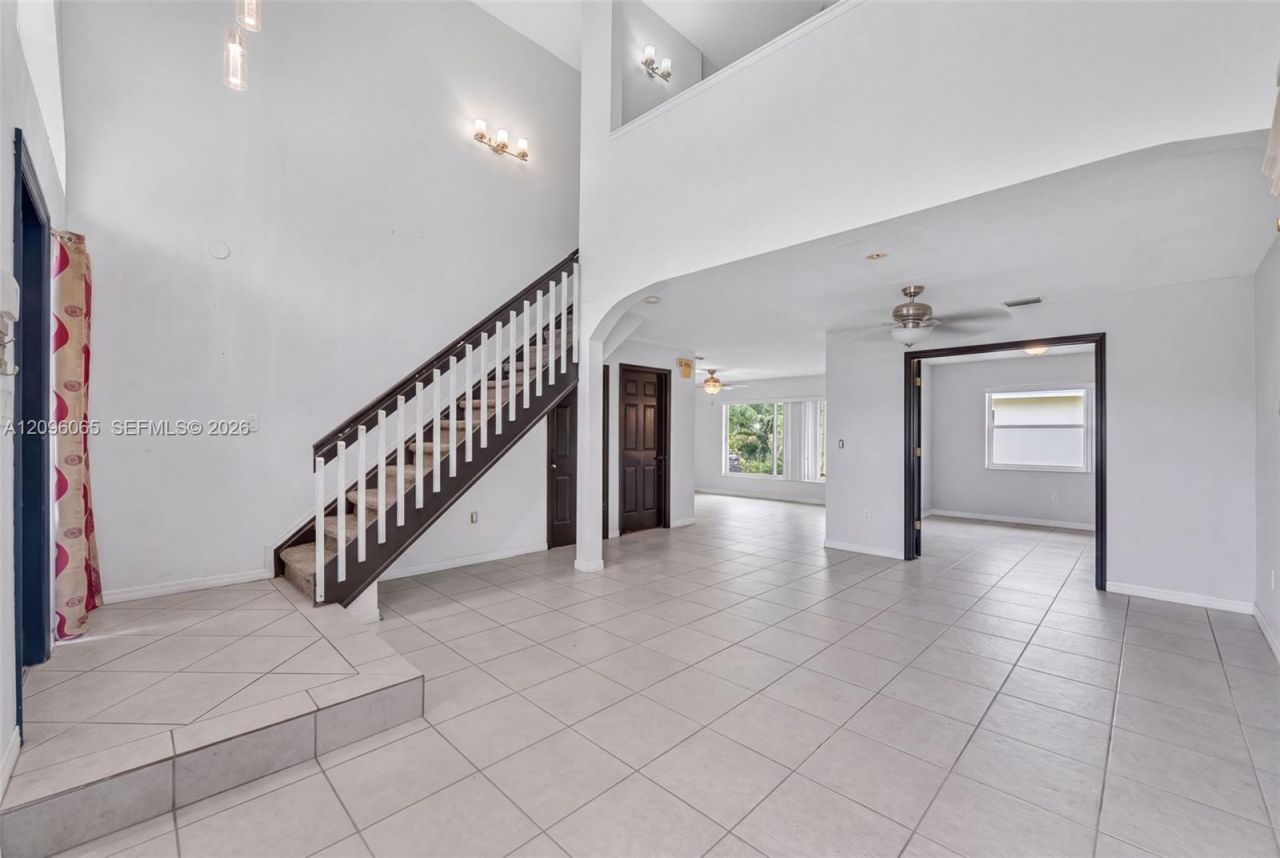 417 Kelly Ln, Weston, FL 33326 Photo