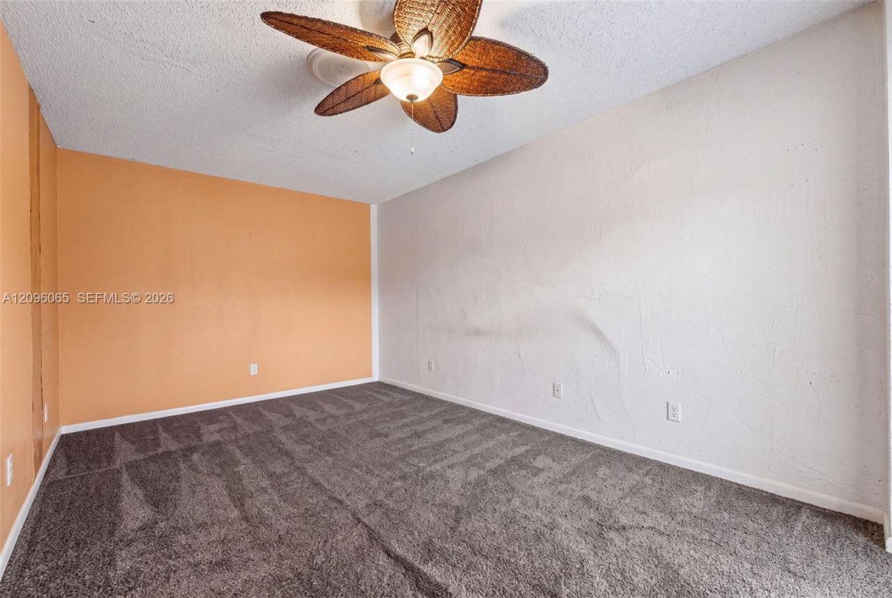 417 Kelly Ln, Weston, FL 33326 Photo