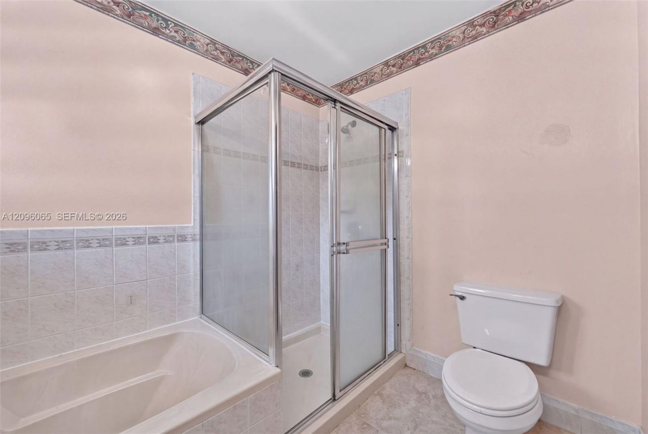 417 Kelly Ln, Weston, FL 33326 Photo