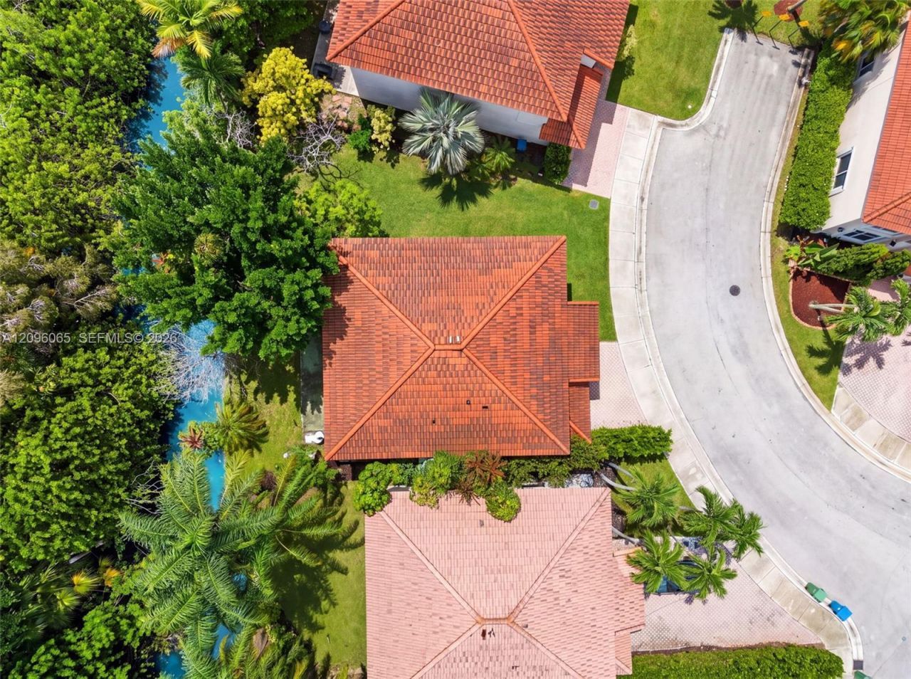417 Kelly Ln, Weston, FL 33326 Photo