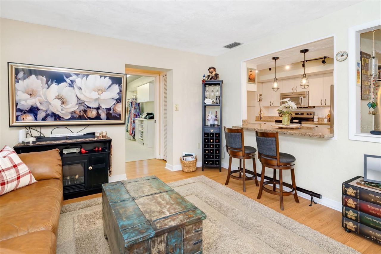 3012 Hyde Park Street , Sarasota, FL 34239 Photo