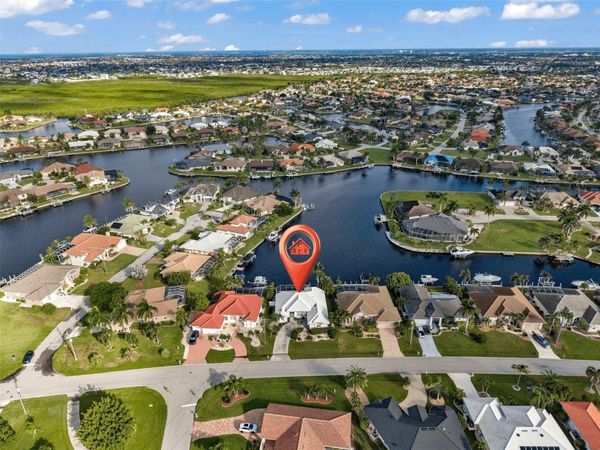 476 MACEDONIA DRIVE , PUNTA GORDA, FL 33950