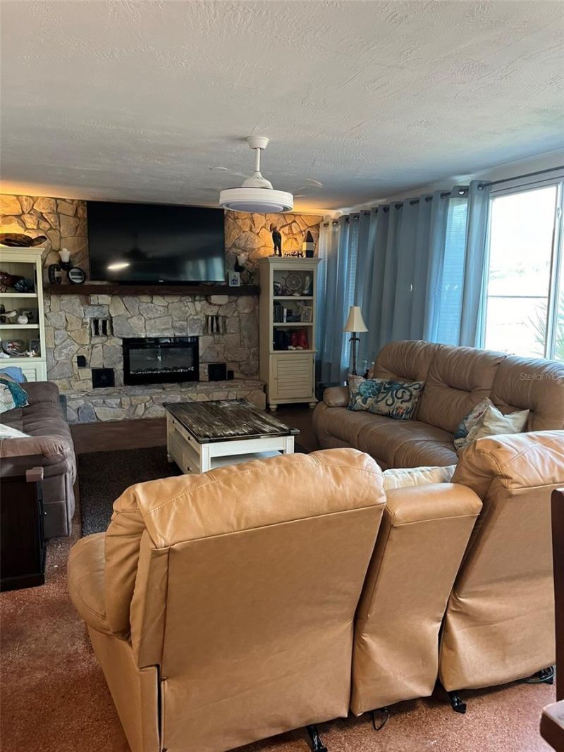 5893 34th Avenue N, Saint Petersburg, FL 33710 Photo