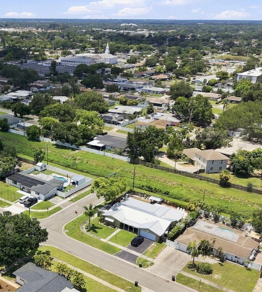 5893 34th Avenue N, Saint Petersburg, FL 33710 Photo