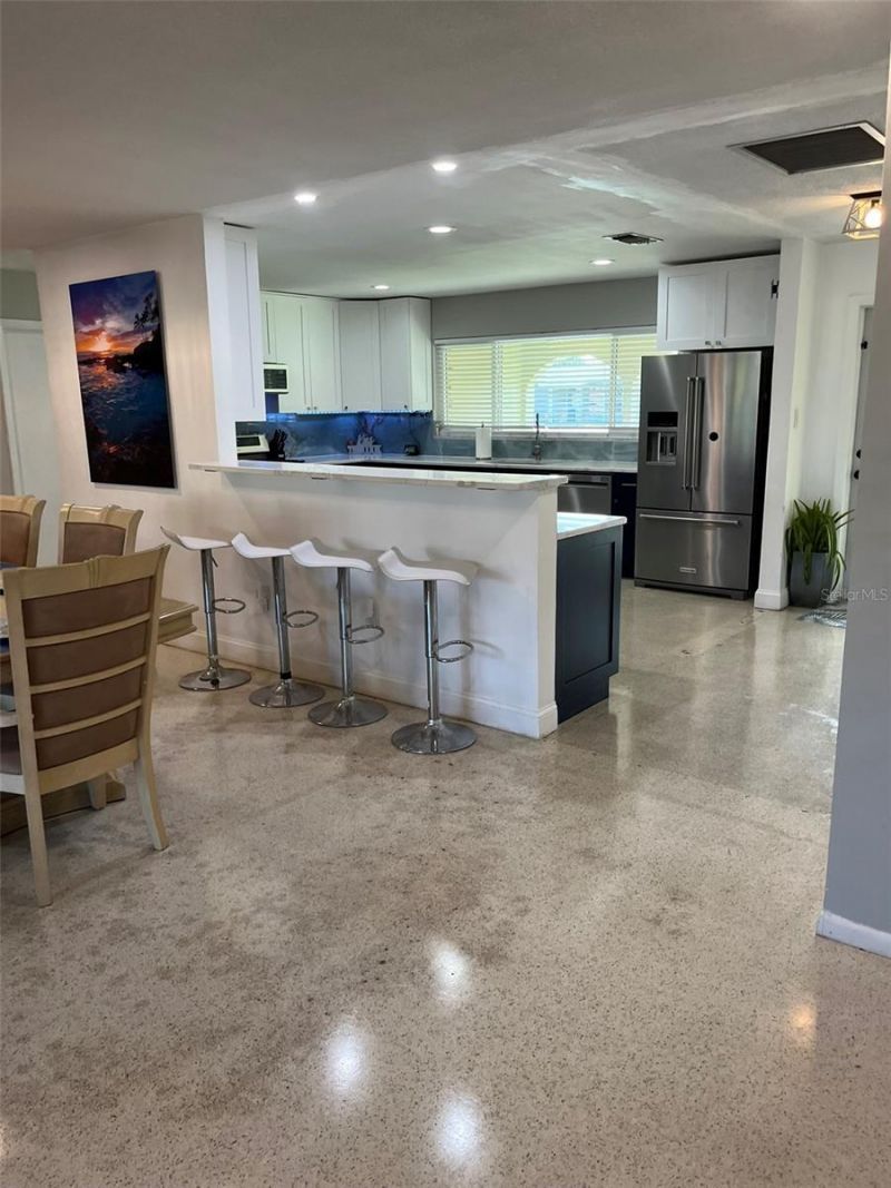 5893 34th Avenue N, Saint Petersburg, FL 33710 Photo