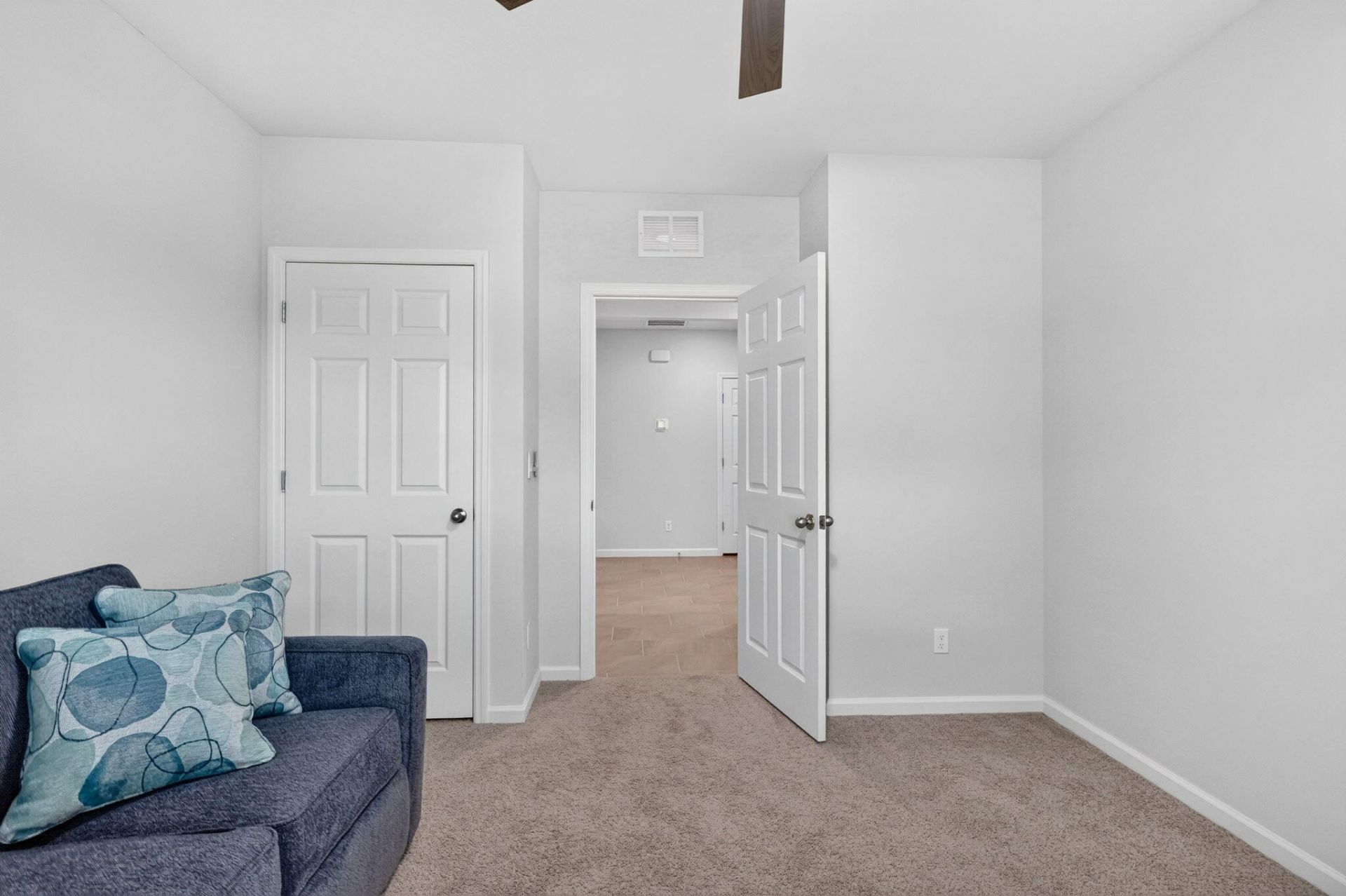 469 Seafoam Circle, Fort Pierce, FL 34945 Photo