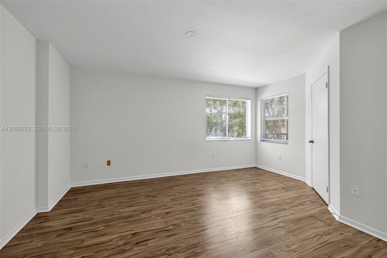 7775 Trent Dr , Unit 308, Tamarac, FL 33321 Photo