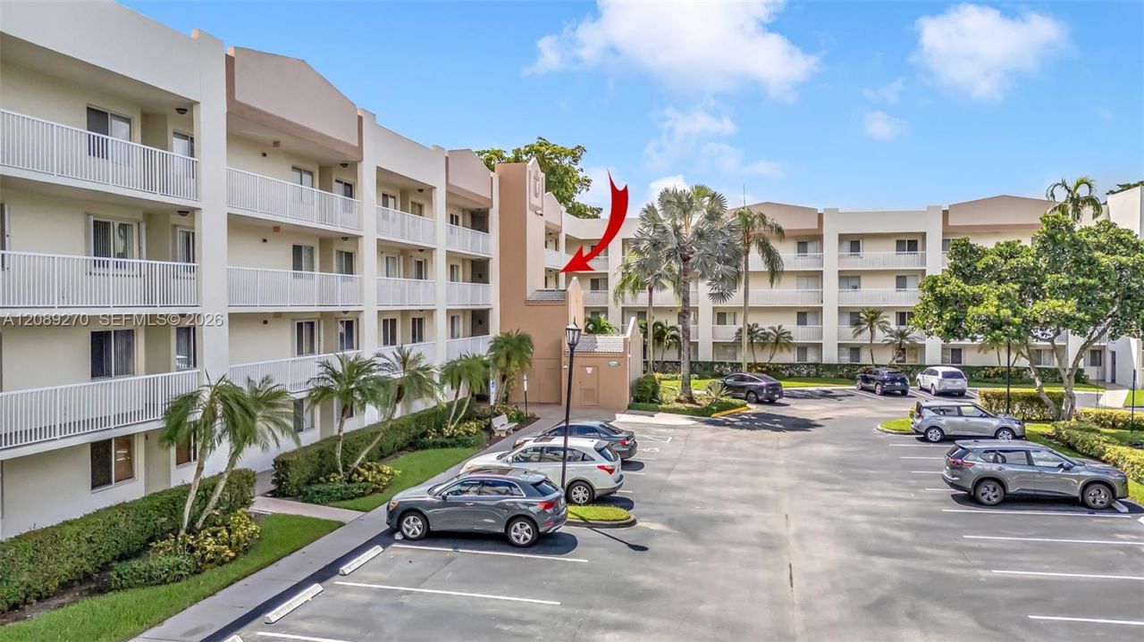 7775 Trent Dr , Unit 308, Tamarac, FL 33321 Photo