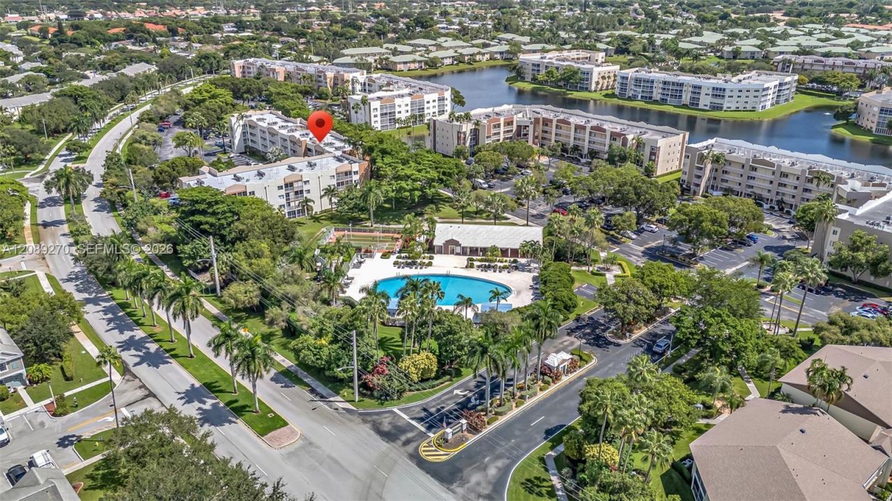 7775 Trent Dr , Unit 308, Tamarac, FL 33321 Photo