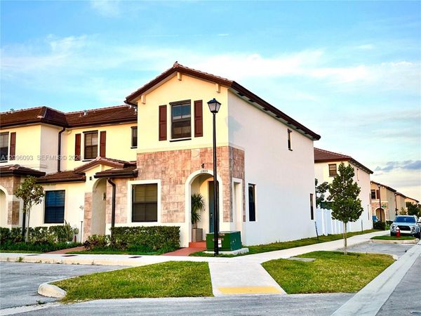 Unit 11405, Hialeah, FL 33018