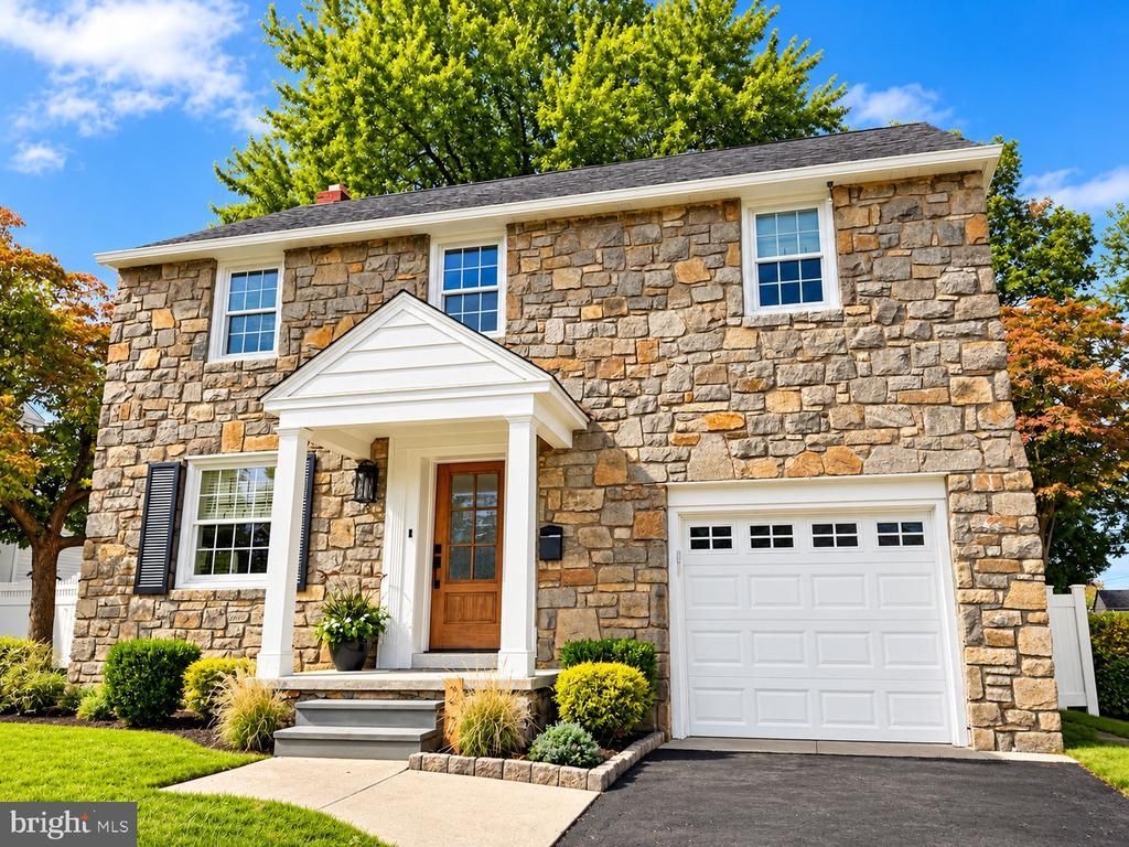 27 ALTHEA LANE , MORTON, PA 19070
