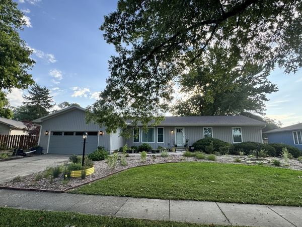 2204 Plymouth Drive , Champaign, IL 61821