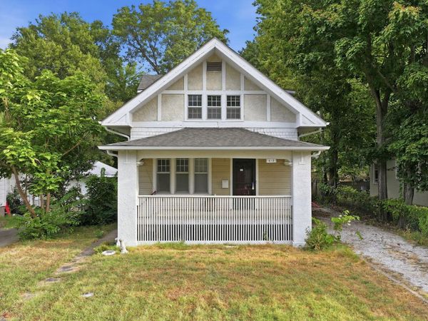 619 W Webster Street , Springfield, MO 65802